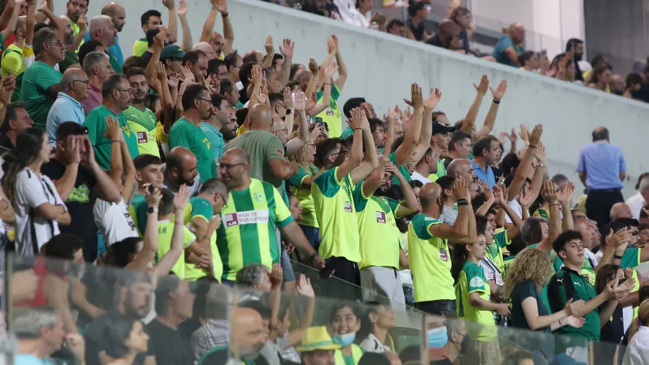 200 ΑΕΚτζήδες Βελιγράδι! 