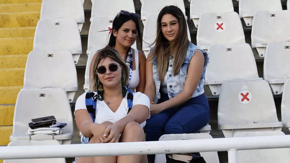 Τα κορίτσια/Απόλλων