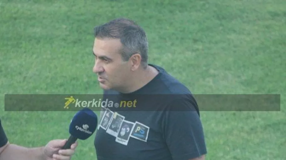 "Ζέστανε" τους ΑΕΛίστες ο Πλουτής: "Έρχεται ποιοτικός αμυντικός, έχει γίνει υπέρβαση!"