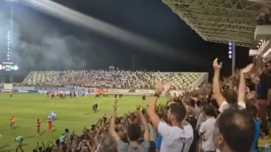 (Βίντεο Kerkida) "Βάλτε να πιούμε" από... Κεντρική και Νότια με τους παίκτες