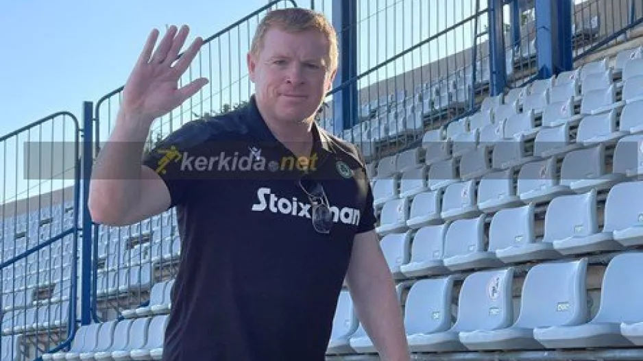 Πέρασε... από το kerkida πριν πάρει θέση στην εξέδρα ο Λένον! (φώτος)