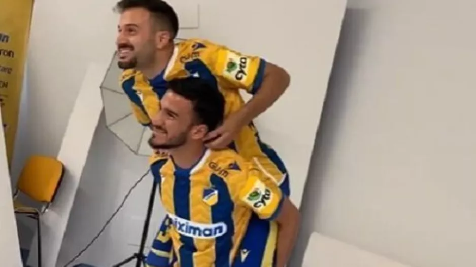 Βίντεο /ΑΠΟΕΛ: Backstage από την φωτογράφηση 