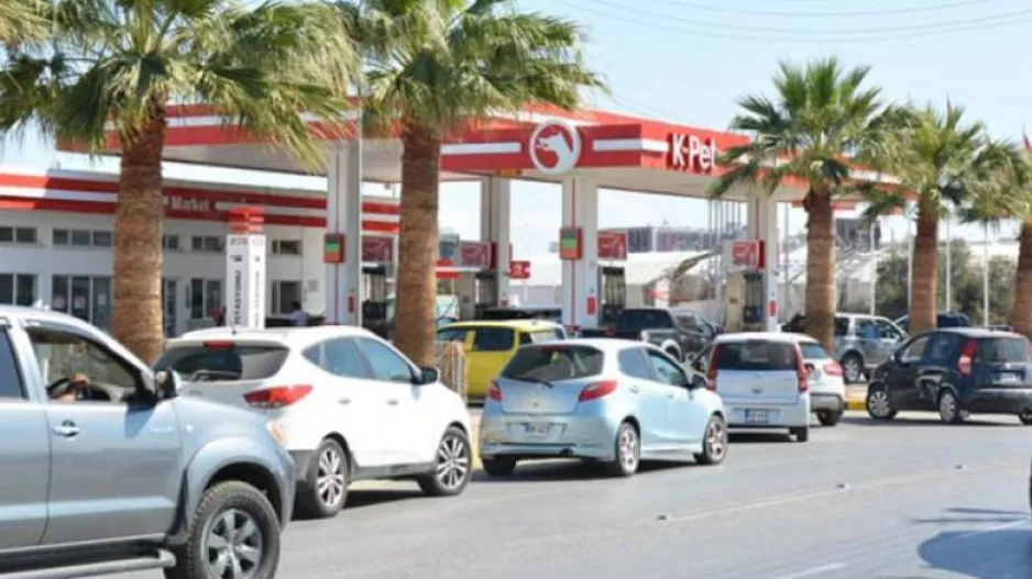 Επιτρέπεται τελικά ή όχι να αγοράσεις καύσιμα από τα κατεχόμενα;