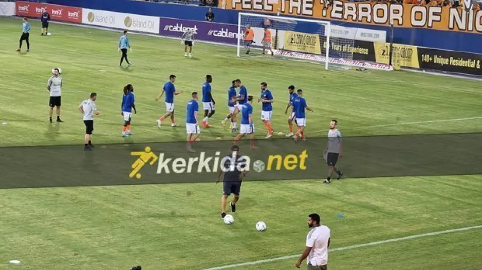 Οι 11 του Αυγουστή με Γουίλερ, Ντογκαλά (έξι αλλαγές)