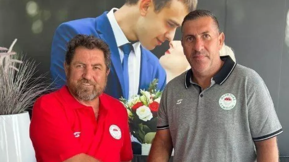 Συνεχίζει ο Μανώλη