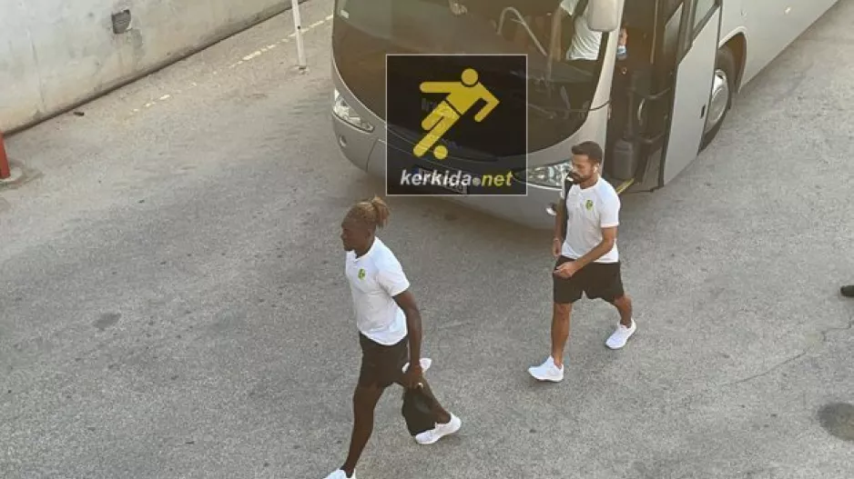 ΦΩΤΟΣ/Στο γήπεδο η ΑΕΚ
