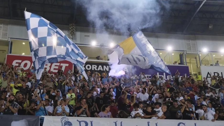 (Φώτος) Αποθέωση και νέου ραντεβού 