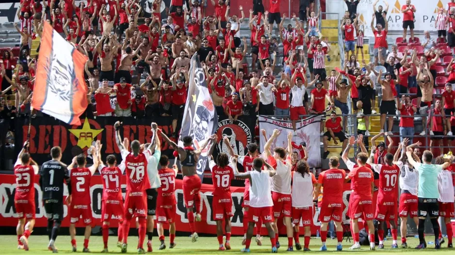 SOLD OUT για Αρένα