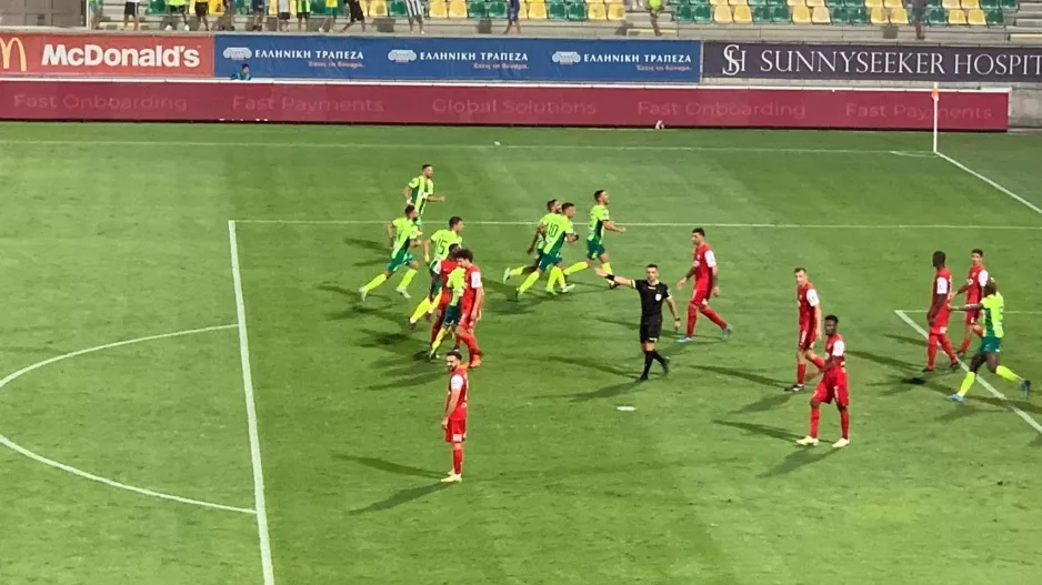 H καρφωτή κεφαλιά του Σανχούρχο για το 1-0 (βίντεο)