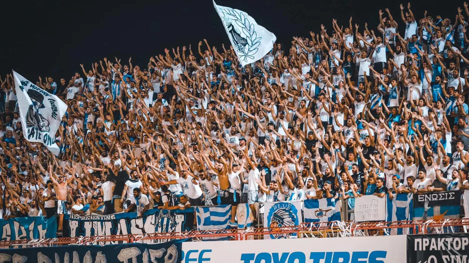 Θύρα 1: "Όπου κι αν παίζεις"