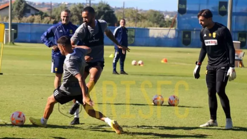 Επέστρεψαν οι διεθνείς στις προπονήσεις