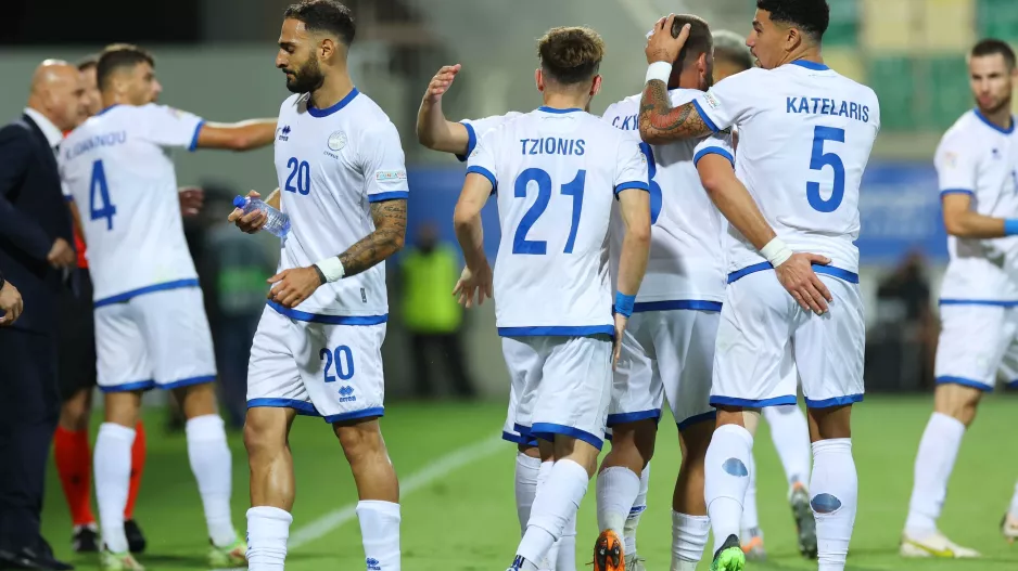 Κύπρος - Ελλάδα: Τρίποντο... με Τζιωνή στο ντεμπούτο του Τιμούρ! (φώτος) 