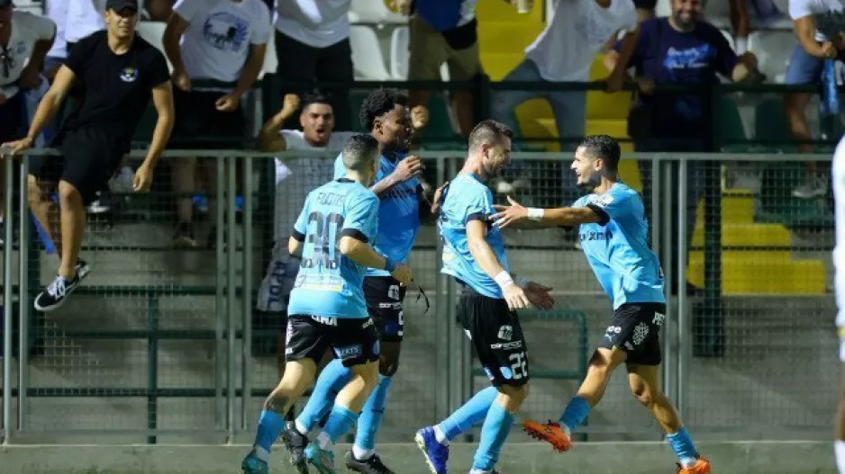 Ρομπέρζ, 3,5 χρόνια μετά!