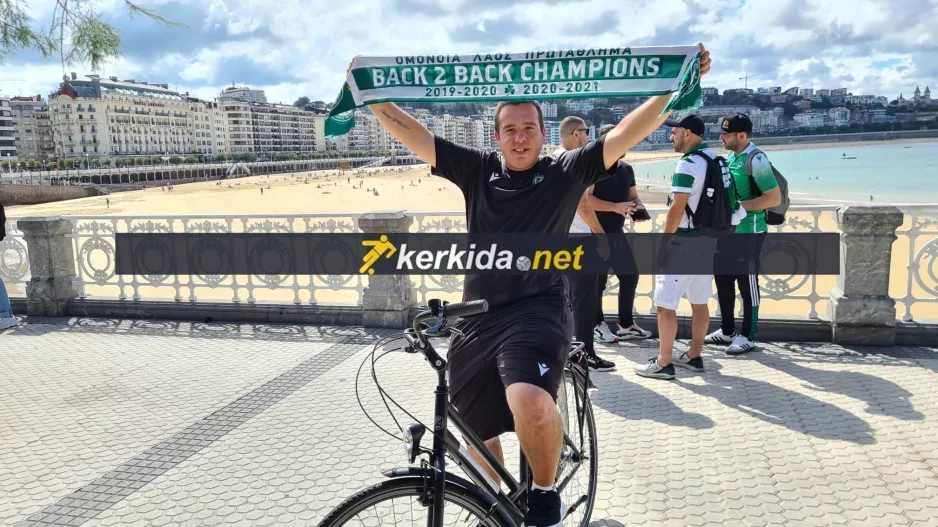 Πάνω στο ποδήλατο με το κασκόλ των Champions ο Θανάσης! 