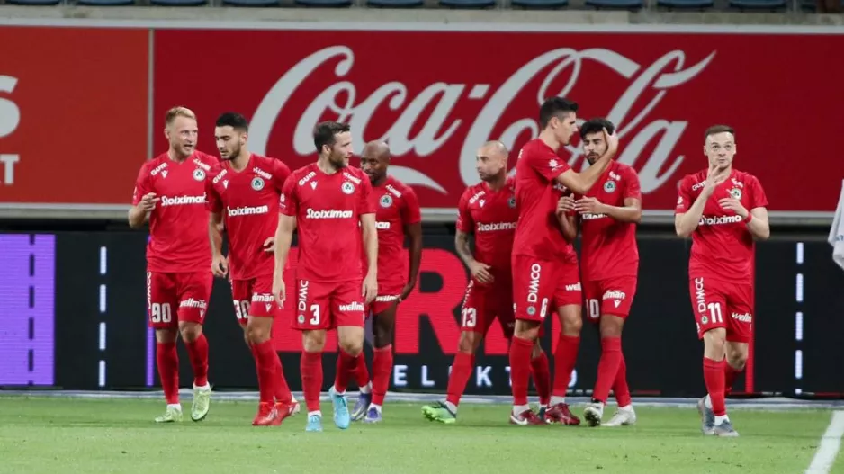 Μέσα ο Κακουλλής, εκτός ο Μπέζους