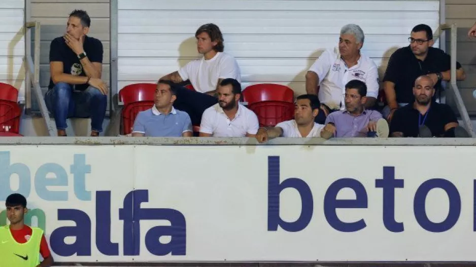 Προεδρικό... μποξ/Απόλλων