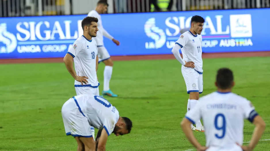Κατάρρευση... στην Πρίστινα