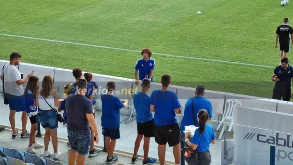 Ουάρντα: Πήρε αγκαλιά κοριτσάκι στην Ανατολική (φώτος)