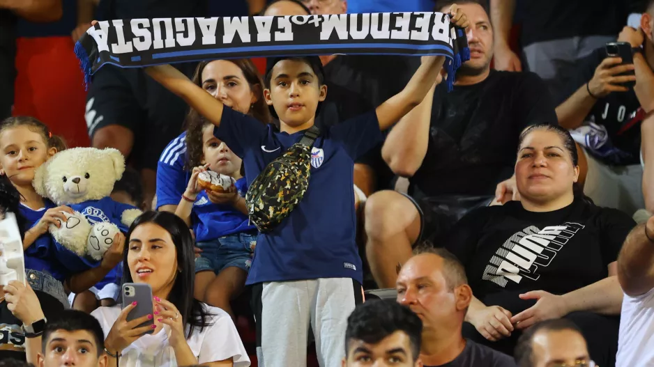 Ο κόσμος της Ανόρθωσης στο ''Αμμόχωστος'' (φώτος)