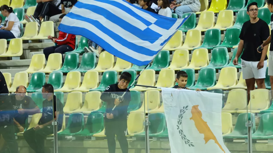 Κύπρος - Ελλάδα με 4548