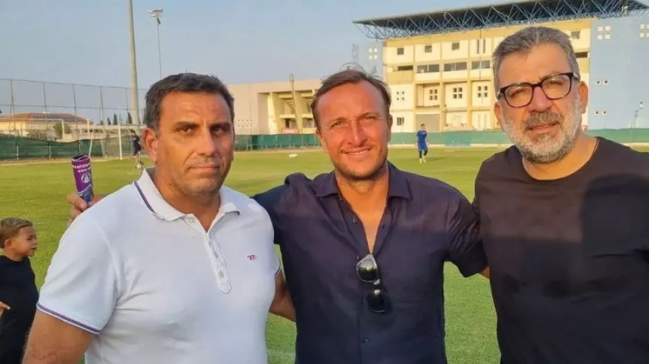 Προπόνηση με τον... legend Mark Noble! (Φώτος)