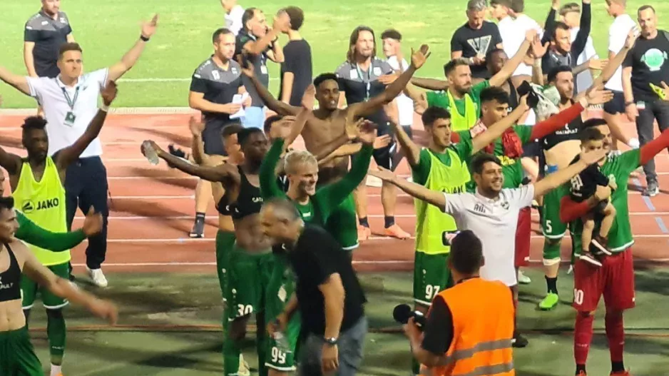 ΕΤΣΙ... ανταπέδωσαν την στήριξη! (Φώτος)