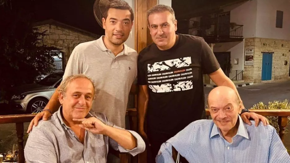 Απόλλων - ΑΕΛ με Πλατινί! 