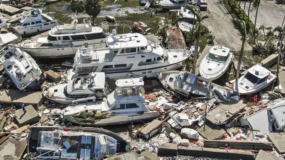 Φλόριντα: Τουλάχιστον 12 νεκροί και εικόνες «Αποκάλυψης» (Βίντεο)