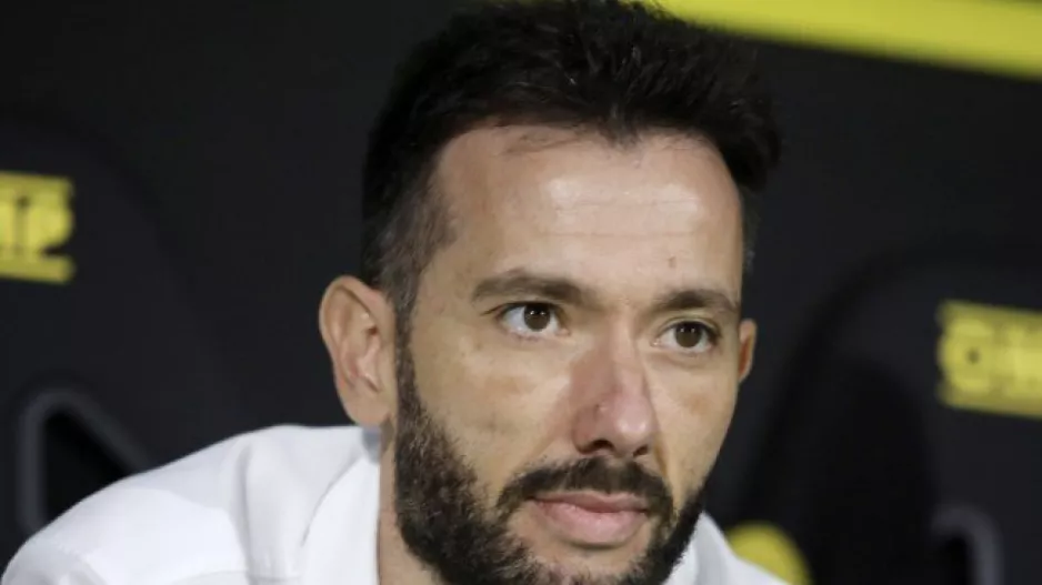 ΤΕΛΟΣ ο Κορμπεράν