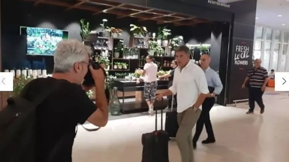 Προσγειώθηκε στην Ελλάδα ο νέος προπονητής του Ολυμπιακού