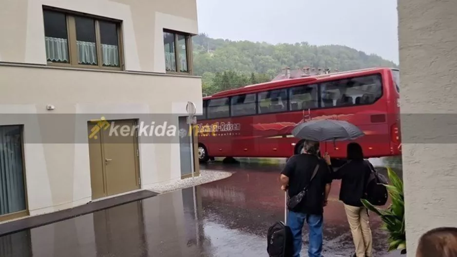 Με βροχές η αναχώρηση του Απόλλωνα