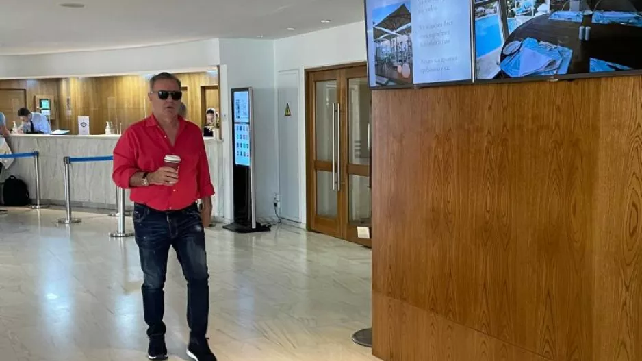 Πρόδρομος στη συνέλευση/"Χειροτερεύει η κατάσταση"