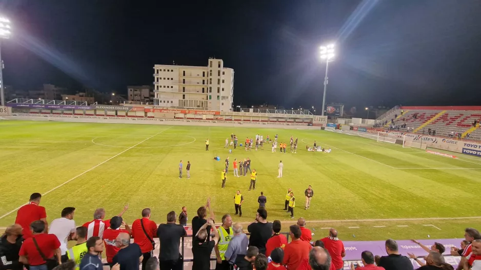 (UPD) Μετά από μισή ώρα πήγε στα αποδυτήρια η Πάφος