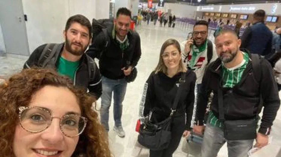 Aπό... Παρίσι για Μάντσεστερ