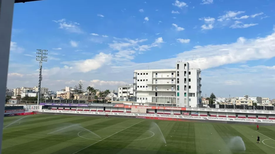 Oι ΕΝΤΕΚΑΔΕΣ στο Νέα Σαλαμίνα - Πέγεια