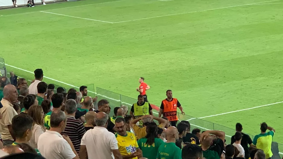 Πέναλτι και ισοφάριση για ΑΕΚ μέσω on-field review (βίντεο)