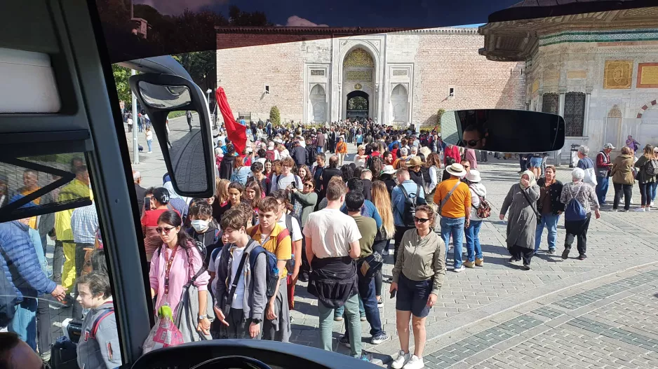 (Φώτος) Ουρές για Αγιά Σοφιά! 
