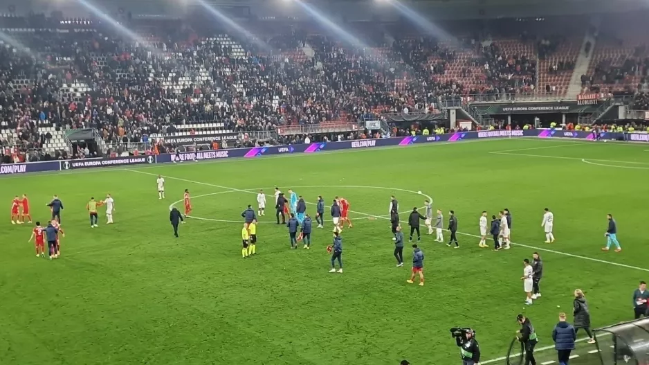 ΑΖ Άλκμααρ - Απόλλων: "Απαντούσε", έβγαλε… ψυχή αλλά λύγισε στο 86’