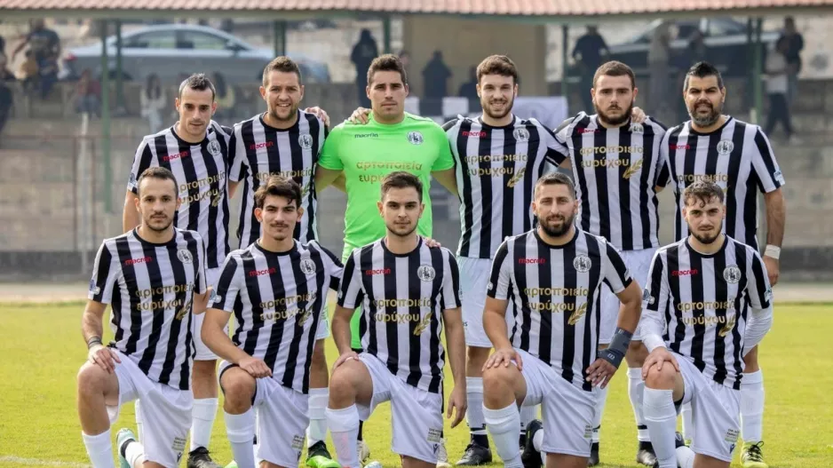 Πεντάρα στην πρεμιέρα