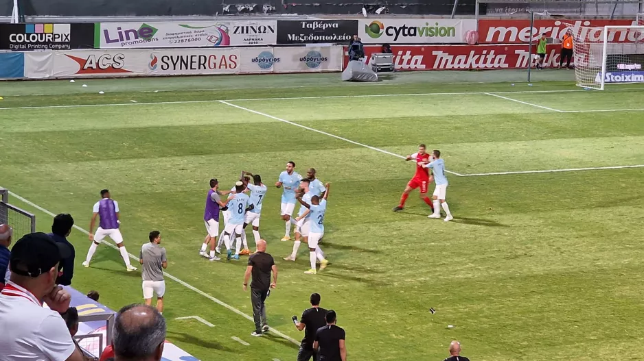 Νέα Σαλαμίνα - Πάφος FC: Ασταμάτητη, 'πέρασε' και από την Λάρνακα! (φώτος)