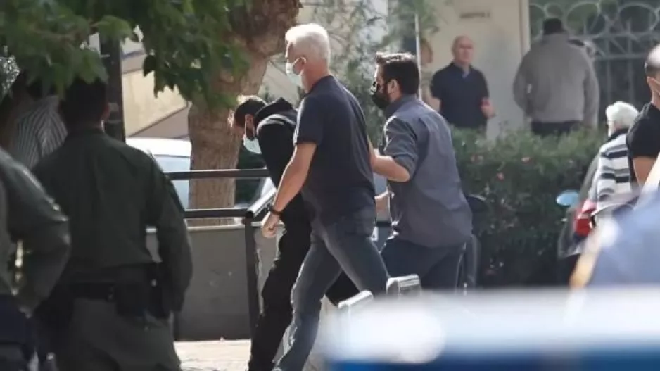 Βιασμός 12χρονης: Τα βερεσέ, οι φάκελοι με τα χρήματα και οι δύο καταθέσεις του παιδιού