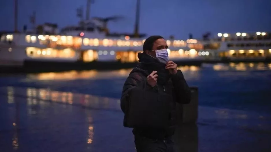 «Καλπάζει» ο κορωνοϊός σε Ρωσία, Φιλιππίνες, Σιγκαπούρη και Βιετνάμ