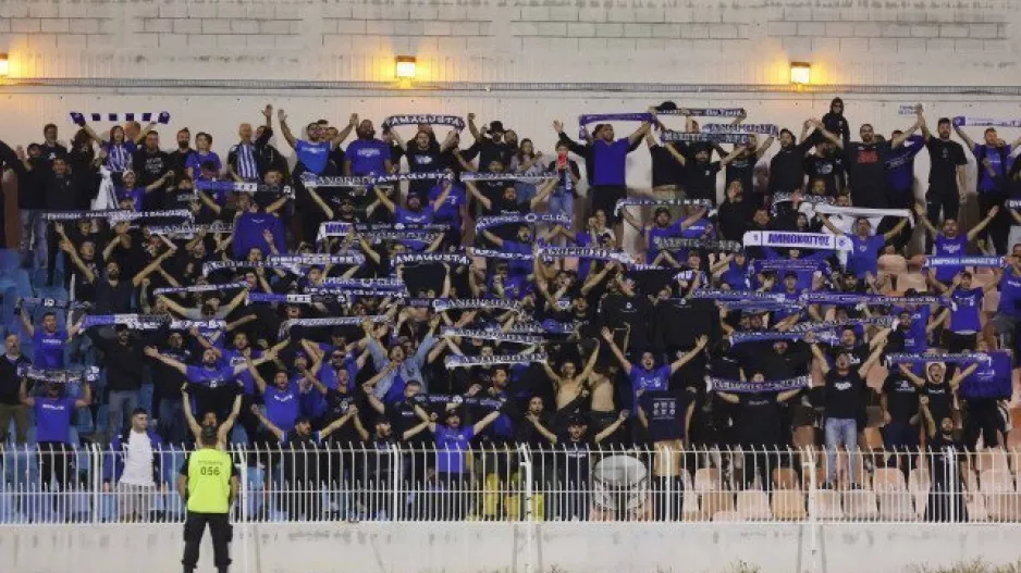 Και στην κόλαση/ΜΑΧΗΤΕΣ