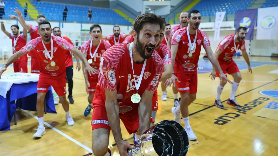 Και... κούπα/Νέα Σαλαμίνα