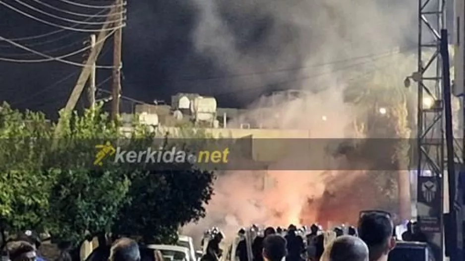 Επεισόδια οπαδών - αστυνομίας και χρήση δακρυγόνων έξω από το "Α. Παπαδόπουλος" 