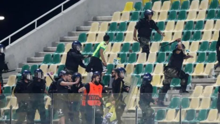 Σύλληψη 17χρονου οπαδού της ΑΕΚ 