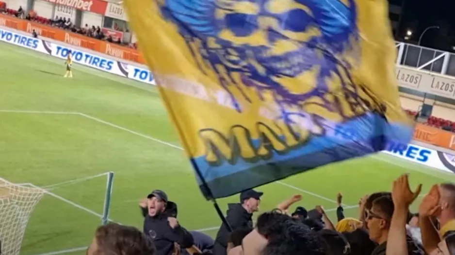 Πάρτι... στο πέταλο(ΑΕΛ)