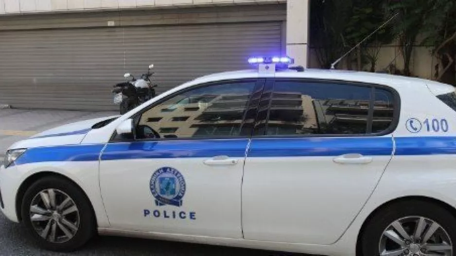 Ένταλμα σύλληψης για τη μητέρα της 12χρονης στον Κολωνό