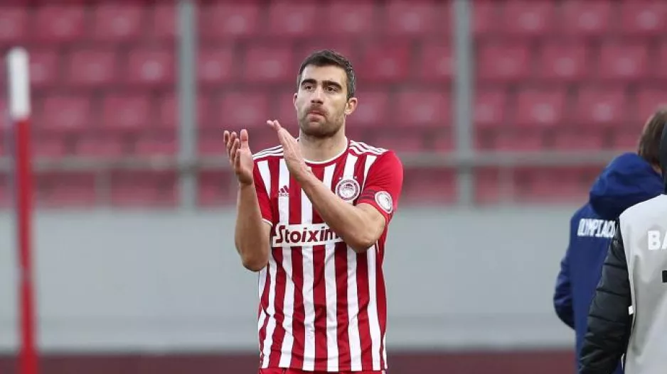 Ολυμπιακός: Σύσπαση ο Παπασταθόπουλος, αμφίβολος για Φράιμπουργκ