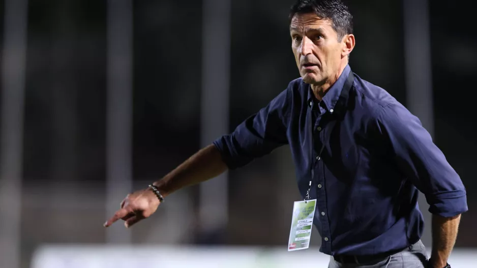 Γιανέφσκι: "Σπουδαία εμφάνιση, μεγάλο ευχαριστώ στον κόσμο"